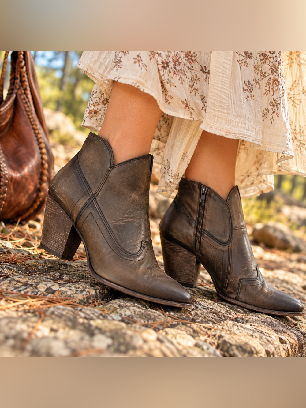Frye Renee Seam Short Leather Booties Size 9
